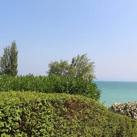 Bella Vista 28 Апартаменты Пескьера-дель-Гарда